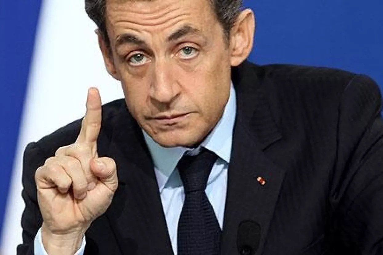 Sarkozy prijeti izlaskom iz Schengena