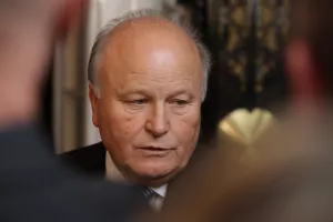 Linić nudi pomoć Abdiću oko pokretanja Agrokomerca?