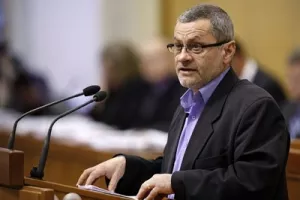 Lesar: Izmjene zakona srušit će cijenu rada