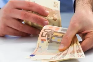 Banke u eurozoni smanjile kreditne plasmane za 584 milijarde dolara