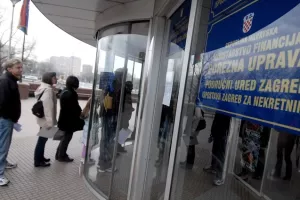 Porezna uprava počinje s probnim e-ovrhama