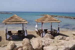 Cipar dobio 'bezvrijedan' status