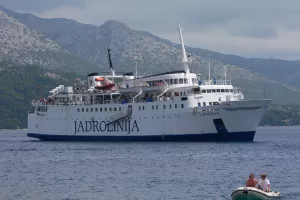 Koncesije za 5 trajektnih linija, za 19 natječaj poništen