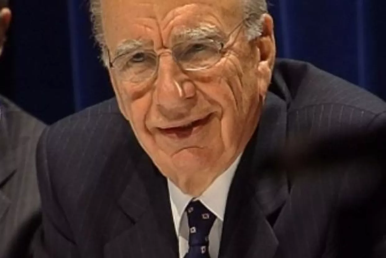 Murdoch odlazi s dužnosti direktora britanskog medijskog koncerna