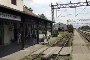 Željeznicom prevezeno 56 posto manje putnika