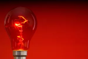 HEP će subvencionirati štedne žarulje i kupnju solarnih ploča