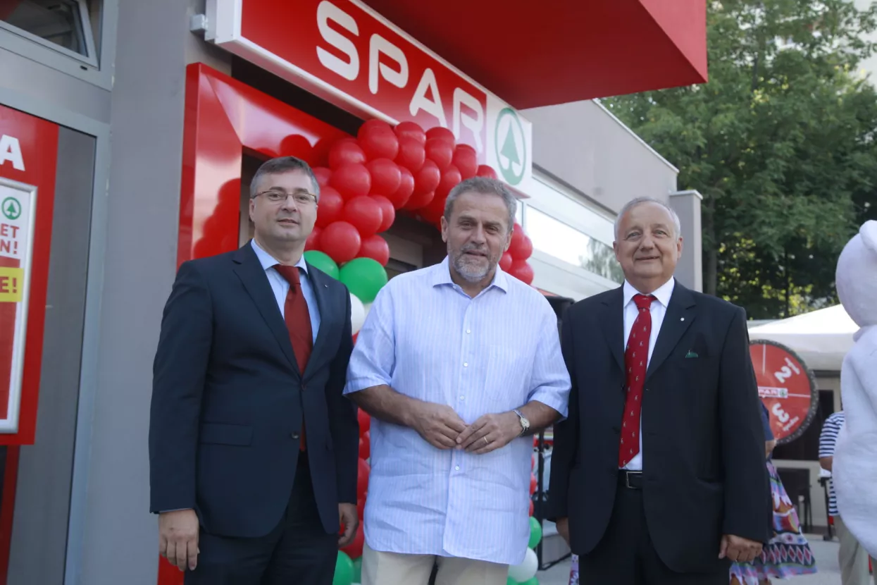 Prvi kvartovski SPAR dućan