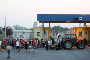 Jakuševac deblokiran, izvanredna sjednica Skupštine u utorak