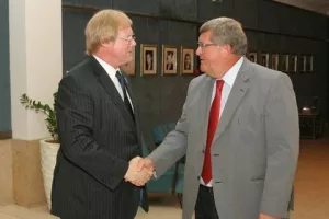 Wootton s Obersnelom o LNG-u, nizinskoj pruzi i riječkoj luci