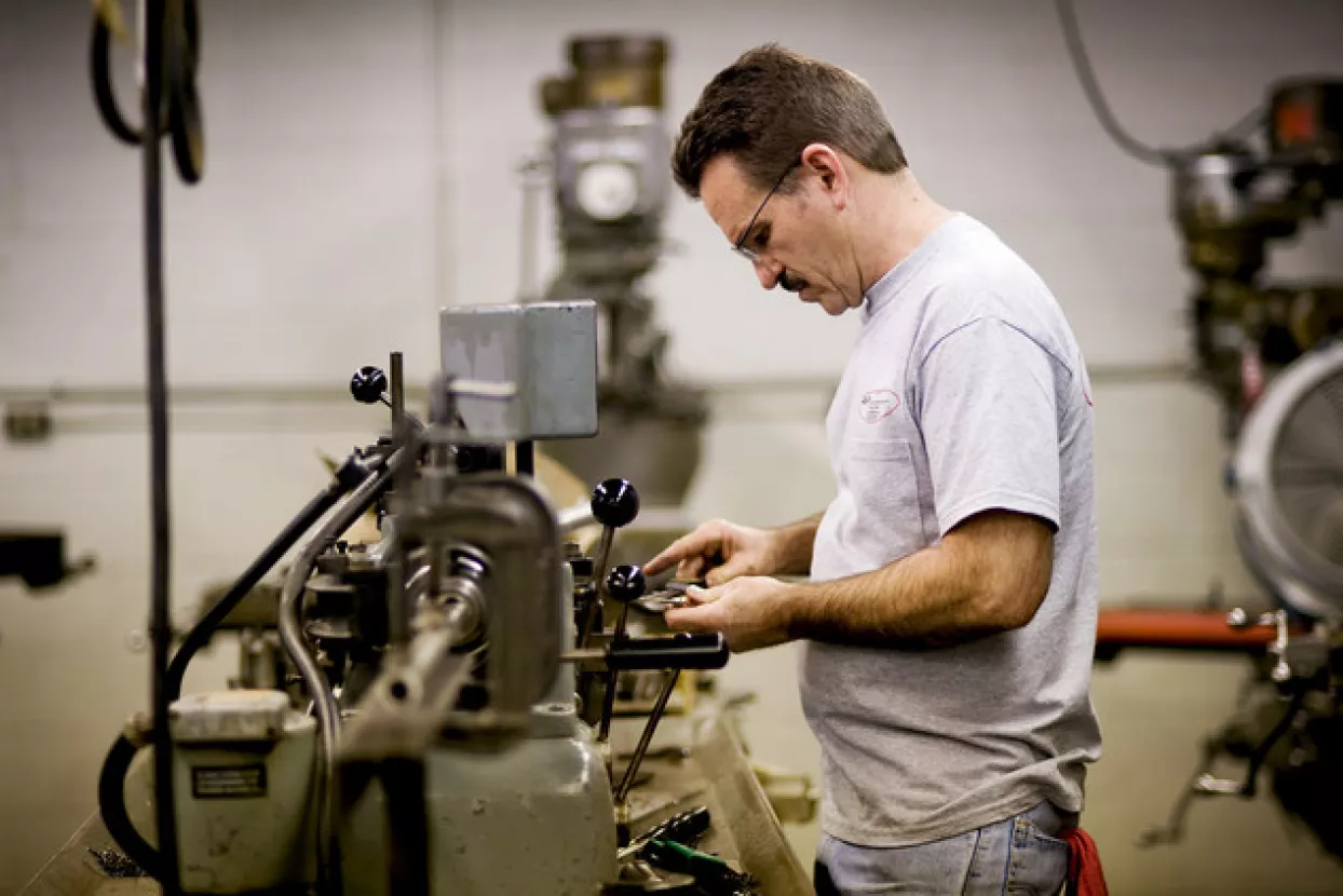 Narudžbe kapitalnih proizvoda pale 39,3 posto