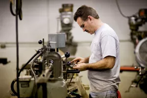 Narudžbe kapitalnih proizvoda pale 39,3 posto