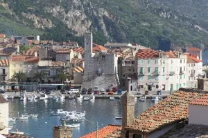 Komiža dobiva novu ribarsku luku i pristupnu cestu