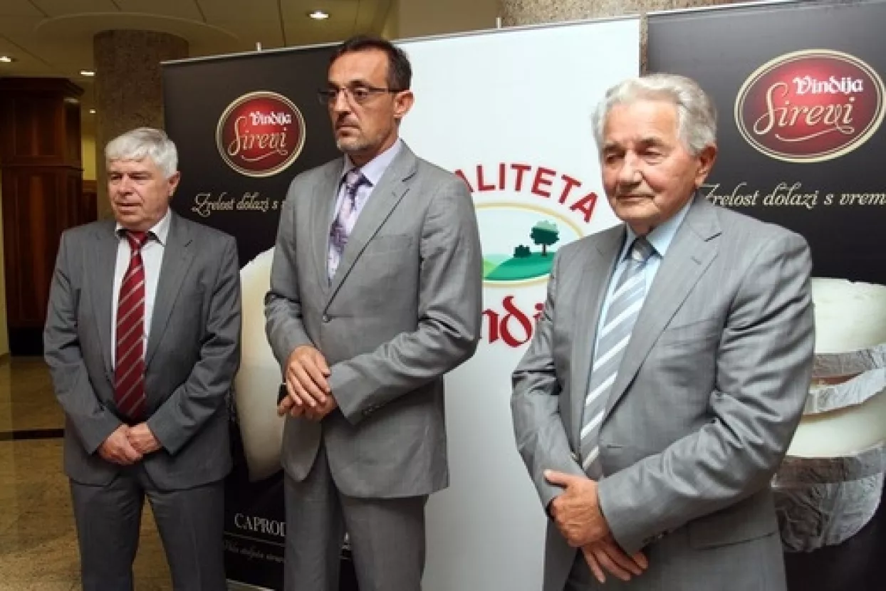 Nema subvencije od 42 lipe, seljaci najavljuju prosvjede