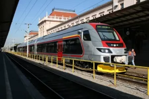 Gredelj u stečaj, njihov električni vlak na prvu vožnju