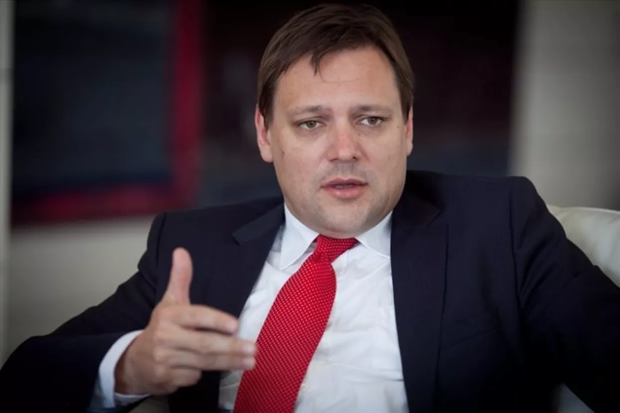 Nema smisla u isto vrijeme prodavati Mercator i monetizirati nekretnine