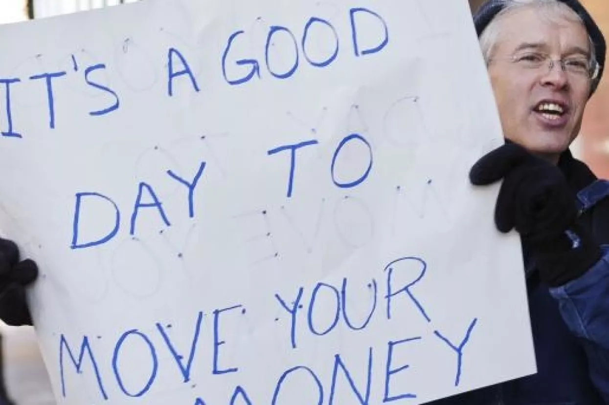 Britanci masovno prebacuju štednju u male banke