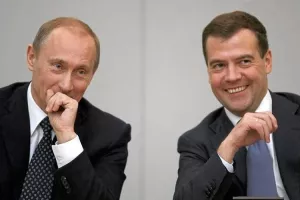 Putin i Medvedev radit će od kuće da smanje prometne probleme u Moskvi