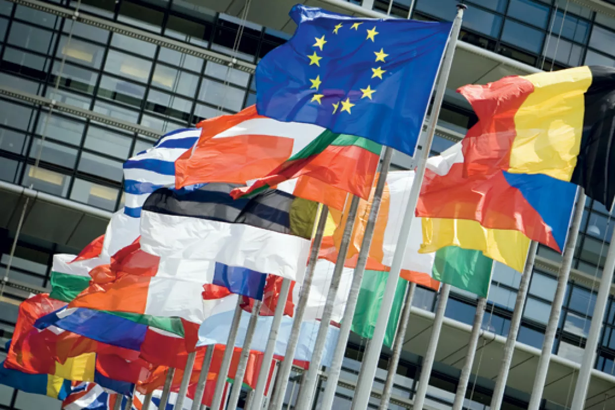 Tisuće mladih čeka testiranje za poslove EU