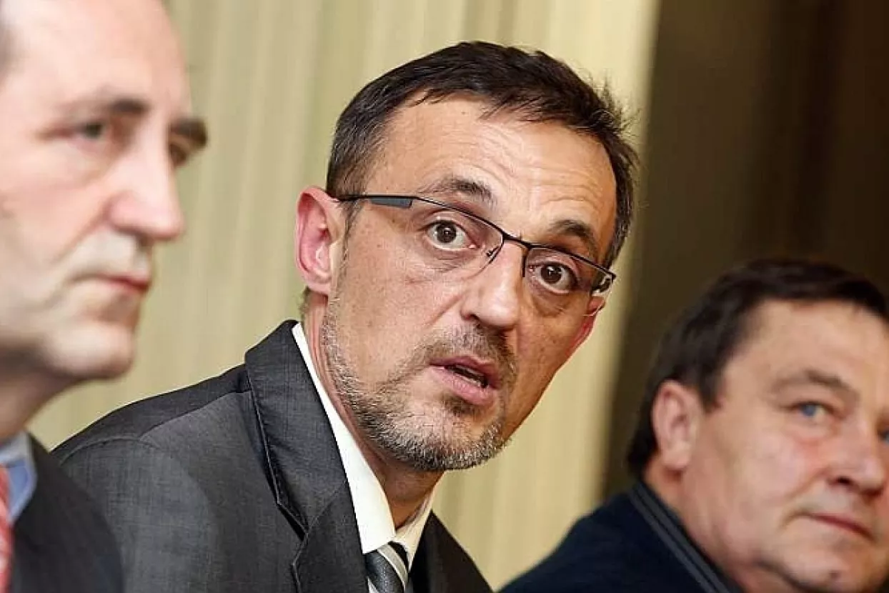 Mljekari i Jakovina nakon 10 sati pregovora i dalje bez dogovora