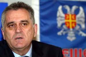 Srbija povlači 33 veleposlanika