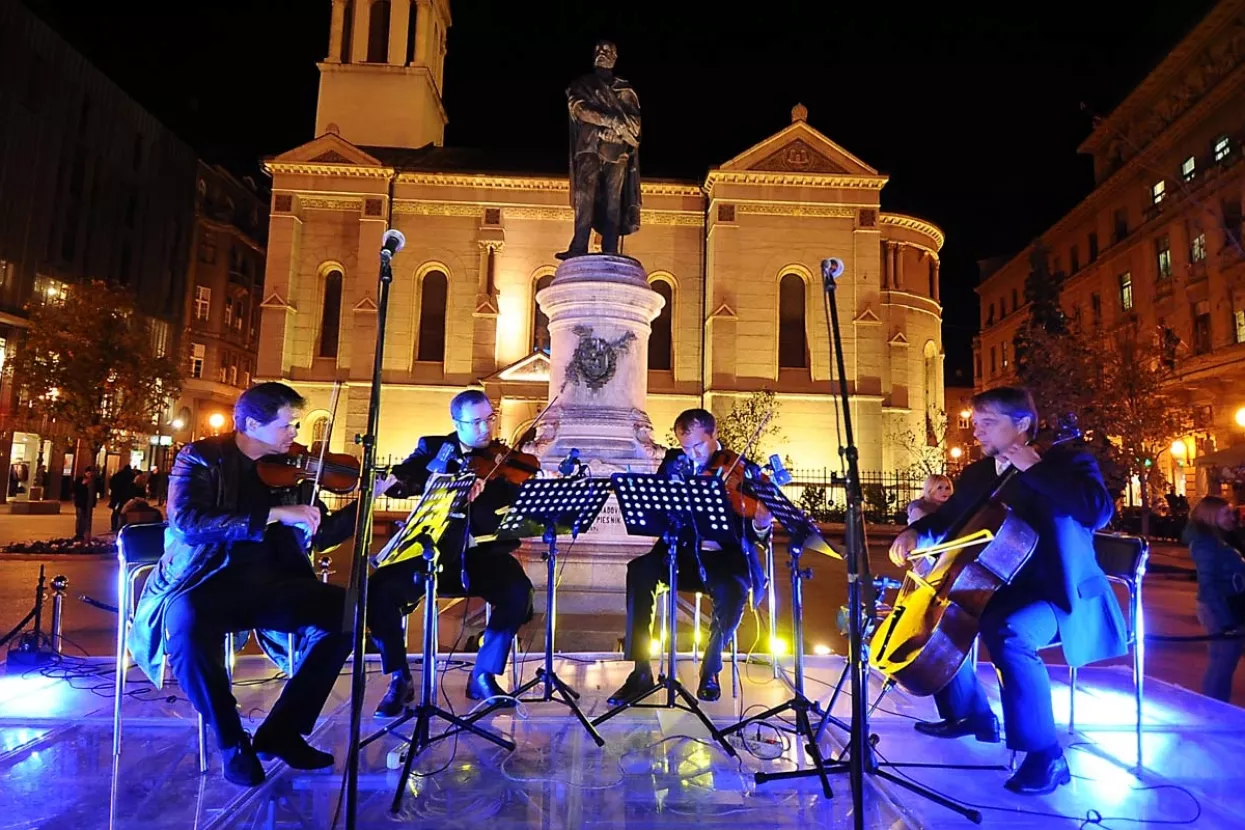 Bandić: Zaplješćite zagrebačkom štihu