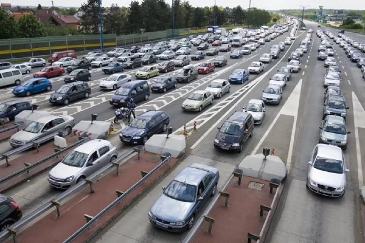 Pad prodaje automobila od 36,4 posto