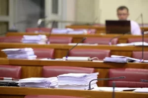 HDZ tužbom protiv objave registra branitelja