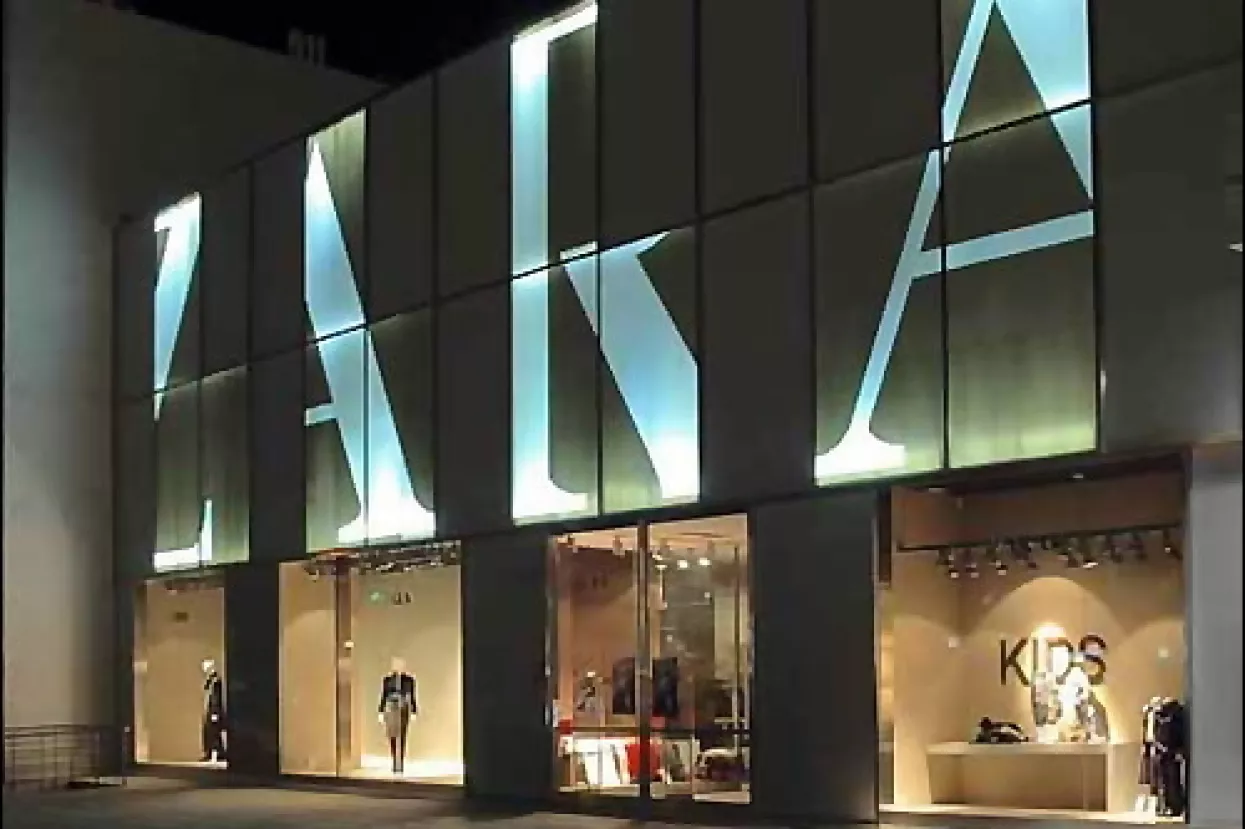 Azijke digle dobit Zare 27 posto