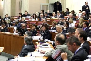 Na sljedećim izborima 300 tisuća manje birača