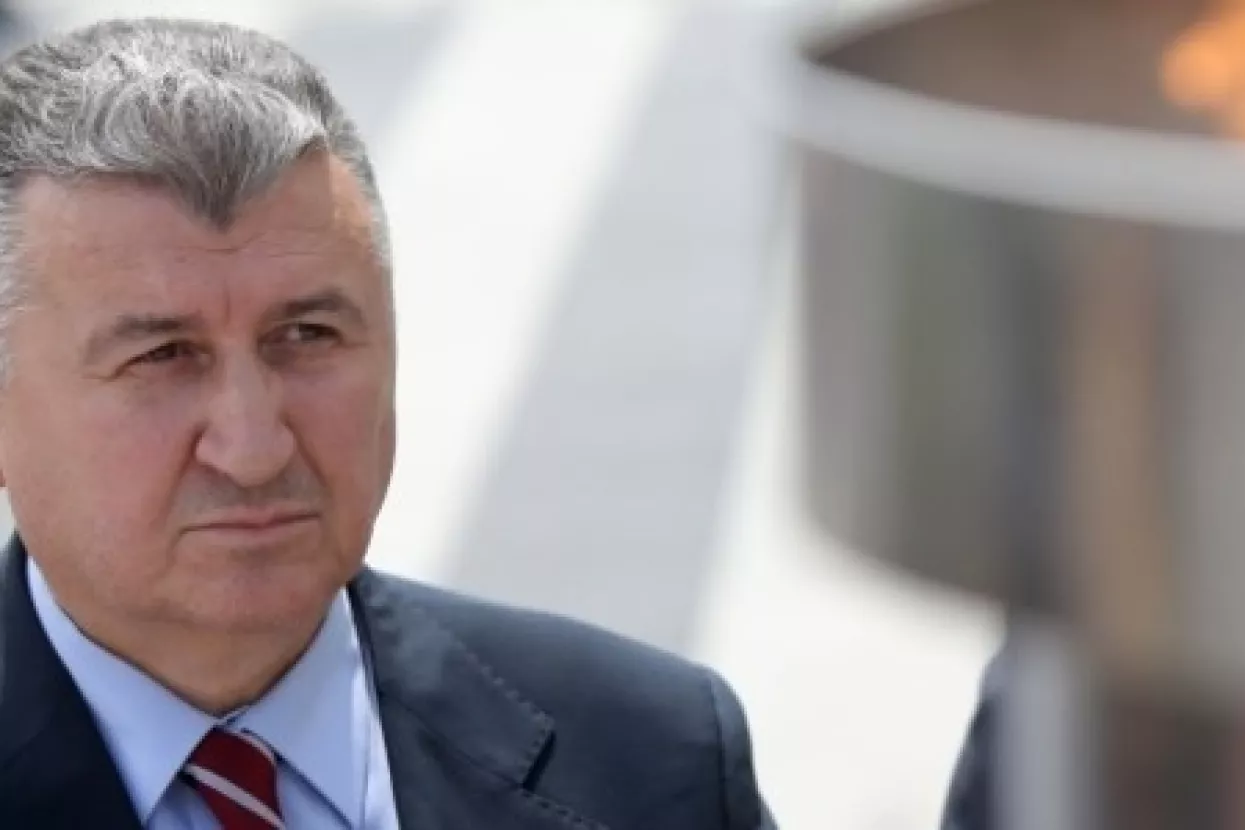 Razriješen Dinko Mikulić