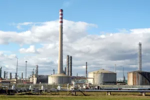 Rafinerija Sisak privremeno obustavlja rad nekoliko sekcija