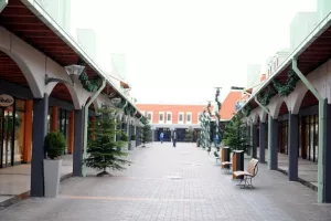 Ćelije umjesto dućana u outletu Sveta Helena