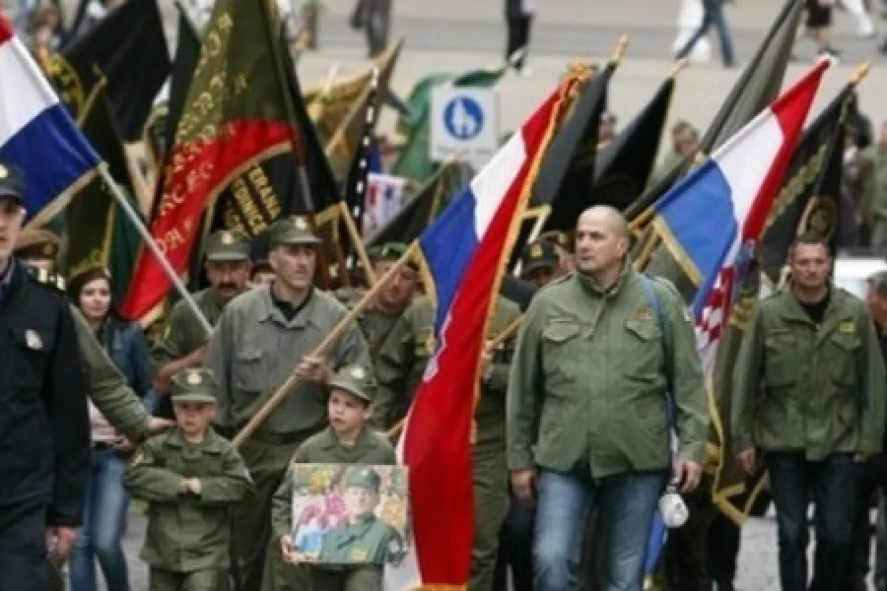 20.000 ljudi protiv ćirilice u Vukovaru