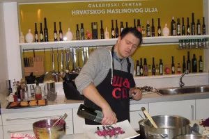 Zagrepčani kušali mlado maslinovo ulje