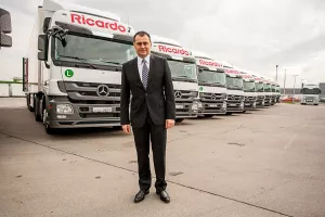 Isporučeno 10 novih Mercedes-Benz Actrosa