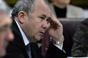 Kerum daruje splitskim umirovljenicima 100 kuna za Uskrs