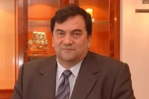 Banke i država preuzimaju Konstruktor