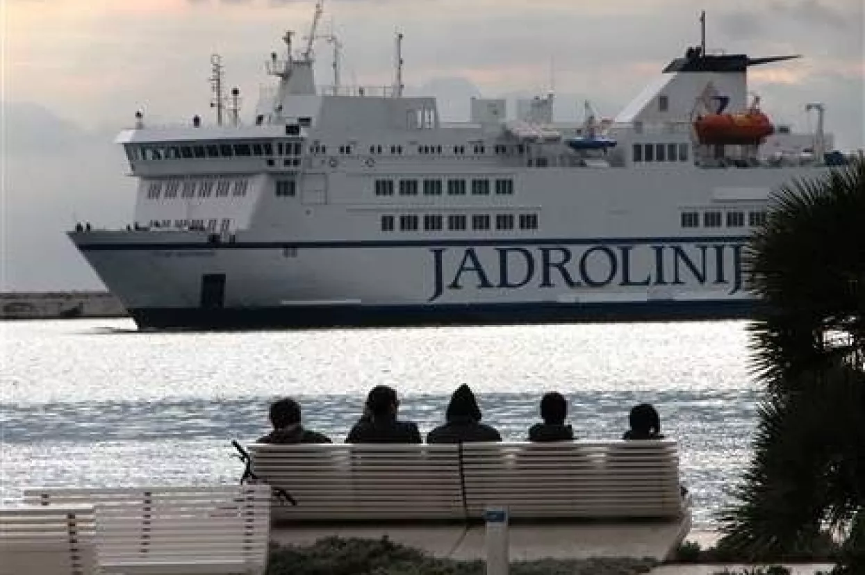 Sindikat turizma protiv poskupljenja karata za brodove