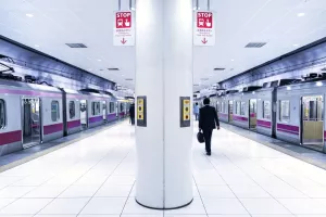 Banke bi skupa financirale metro