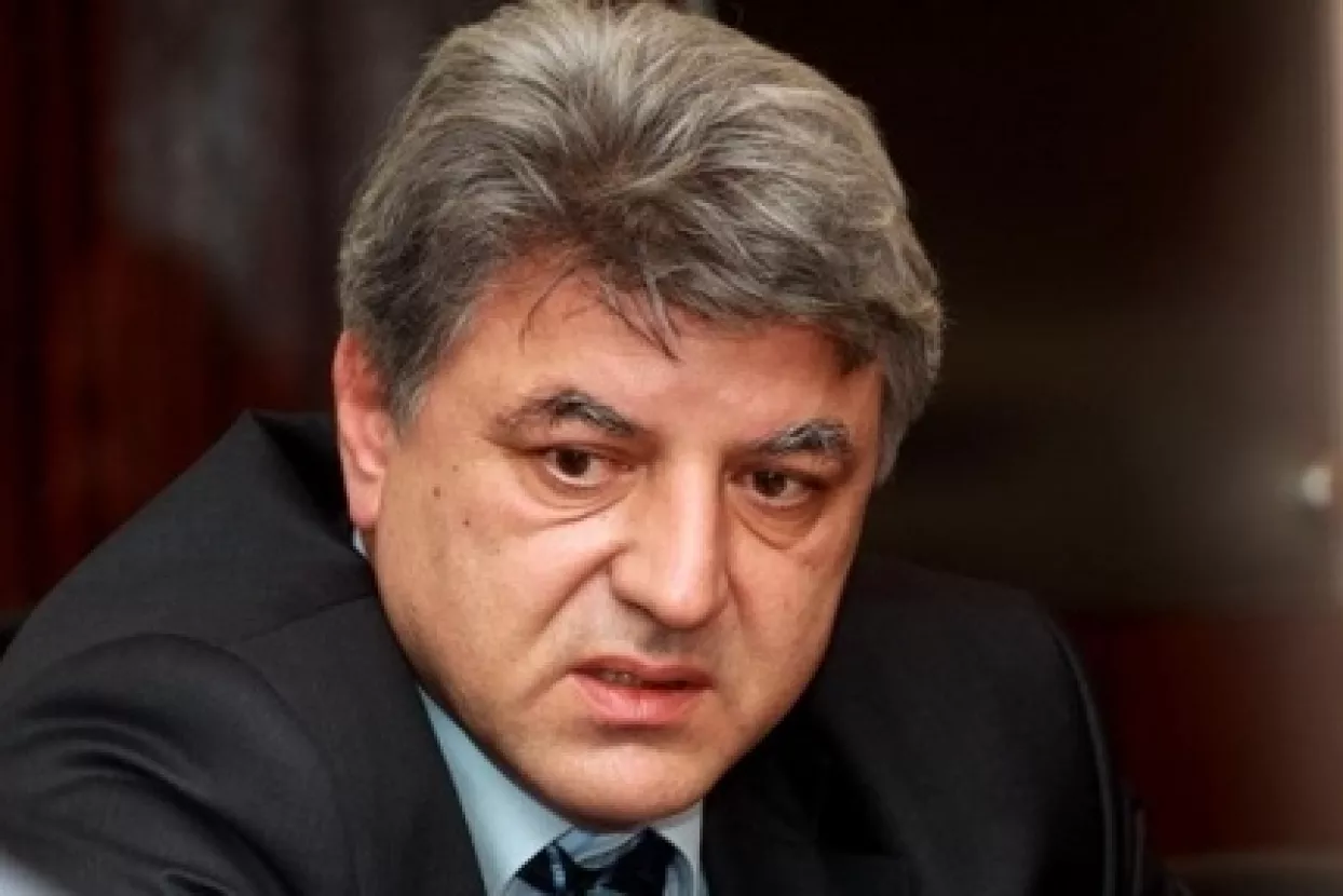 Komadina: Ubrzati predstečajnu nagodbu Dina Petrokemije