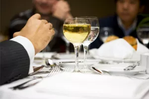 Poslovno savjetovanje u pauzi za ručak