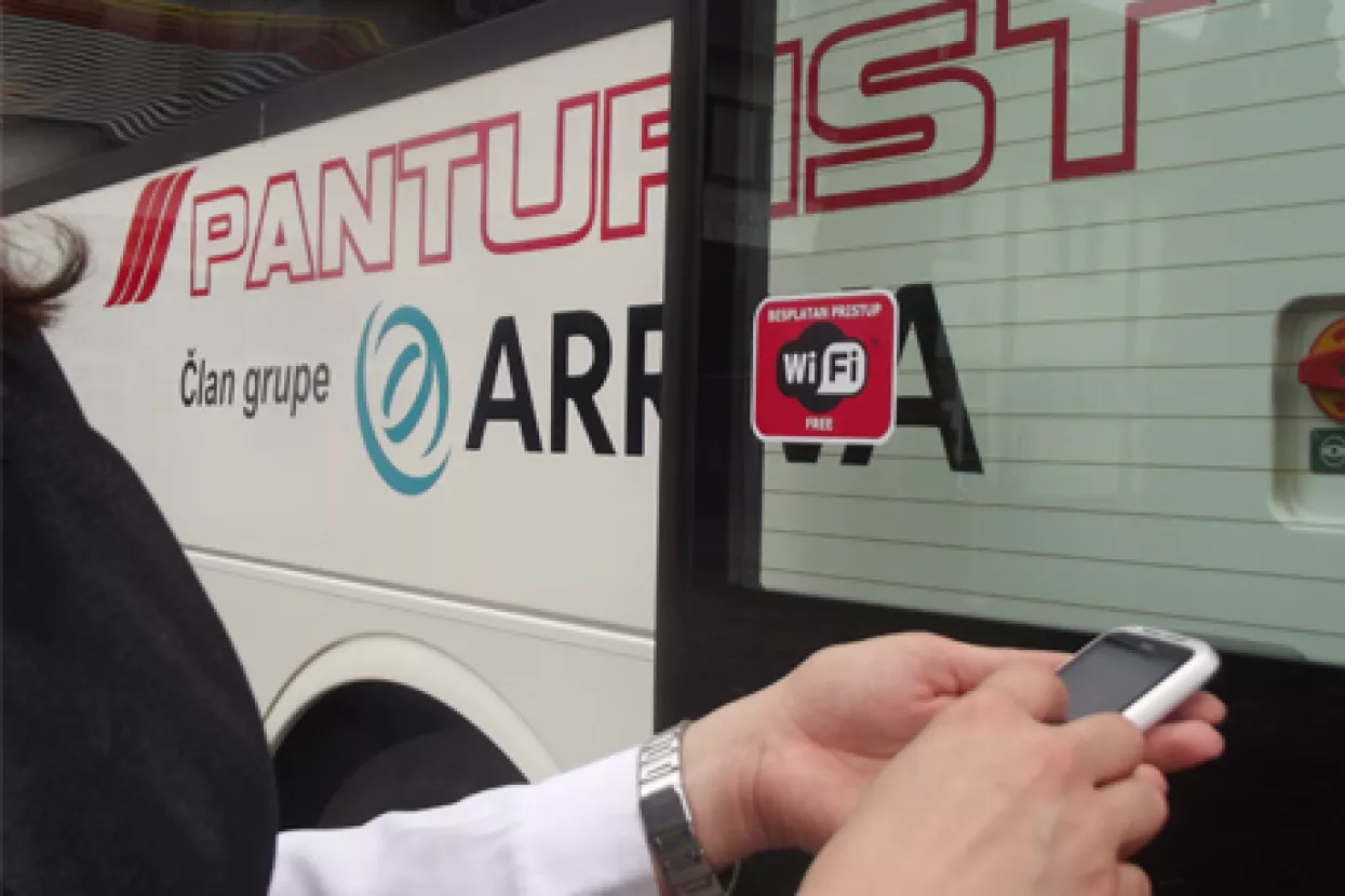 Panturist uveo besplatan pristup internetu u svojim autobusima