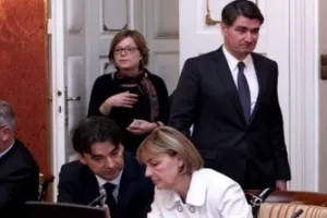 Vlada odustala od obvezne porezne prijave za drugi dohodak