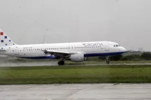 Novi koncesionar preuzeo Zračnu luku Zagreb, sindikati nepovjerljivi