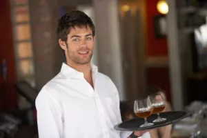 Najtraženija zanimanja u 2013. konobar, prodavač i prodajni predstavnik