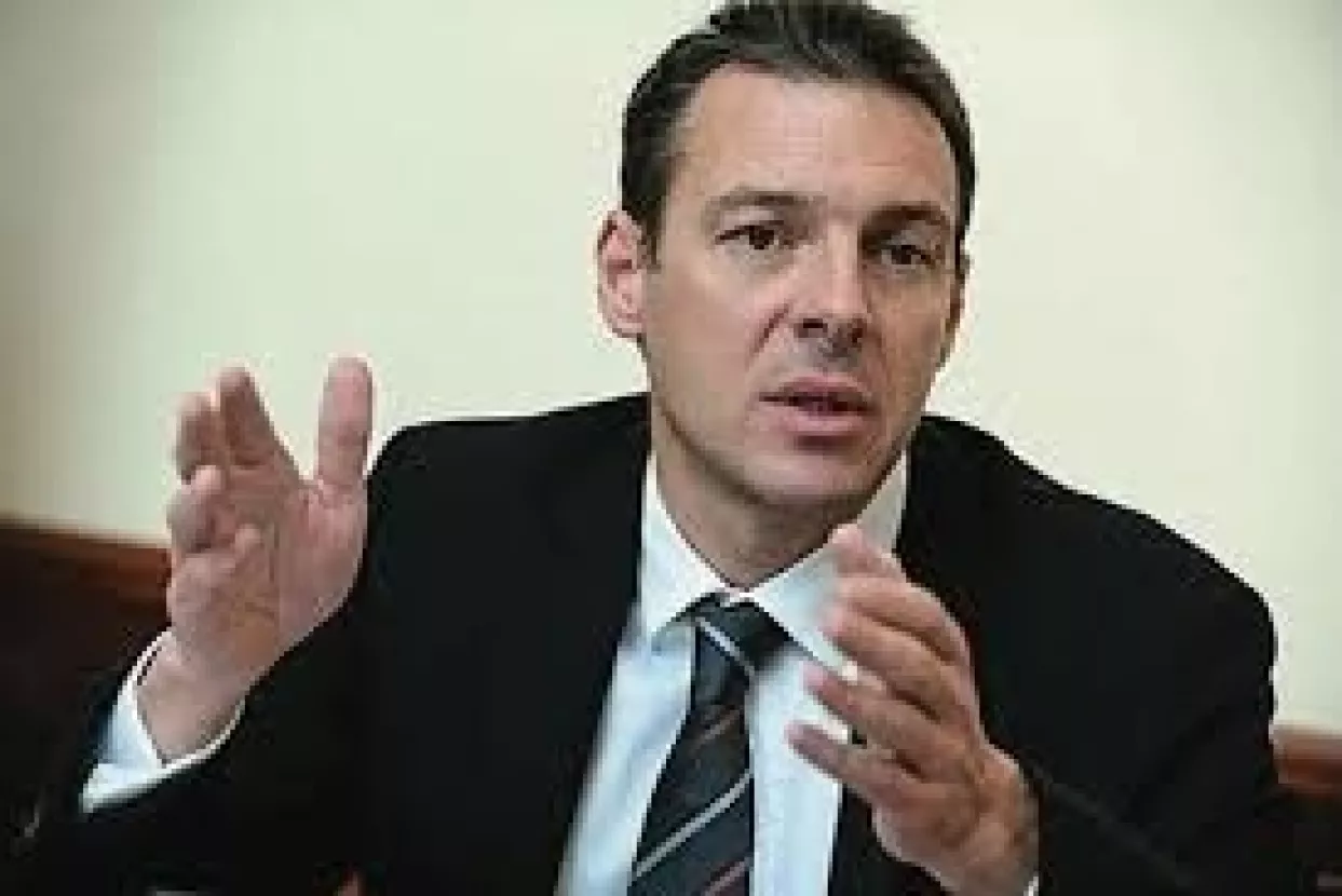 Slovenija se zadužuje za tri milijarde eura