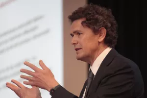 Do rasta poticanjem obrazovanja i reformom tržišta rada