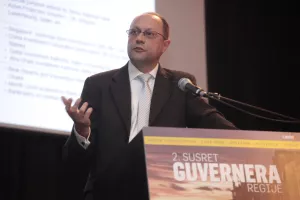 Bez rizika nema ni banke, no pitanje je koliko ga treba uzeti?