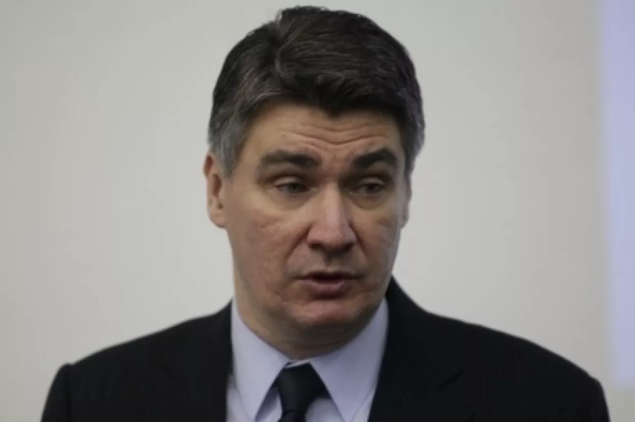 Milanović: Kako je moguće da kao vlast naslijedimo milijarde nenaplaćenih potraživanja države?