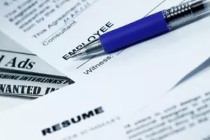 Je li došao kraj papirnatim životopisima?